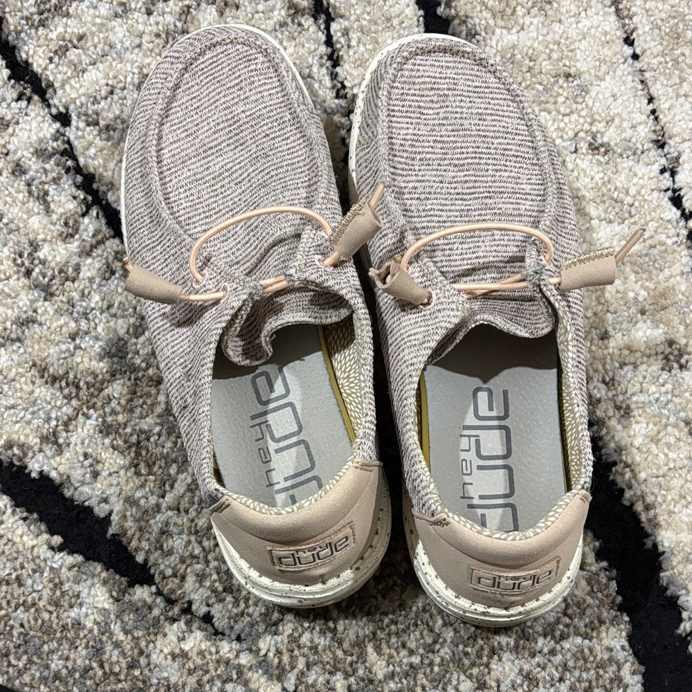 Hey Dude Kids Moccasins in Tan and Cream